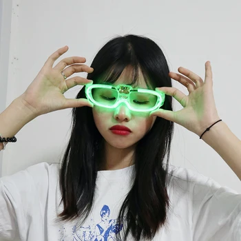 Flaş Gözlük Parti Karnaval Gözlük Çılgın süslü elbise Gözlük Yenilik Parti Güneş Gözlüğü Aksesuarları Çocuklar Yetişkinler İçin Uygun Oyuncak