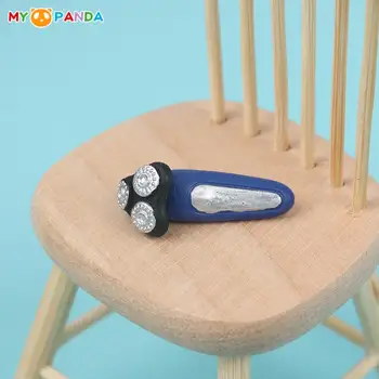 Yeni！1: 12 Evcilik Minyatür Metal Sevimli Tıraş Makinesi Elektrikli Tıraş Makinesi Seti Bebek Evi Fırça Jilet Mini Saç Kurutma Makinesi Banyo Aksesuarları
